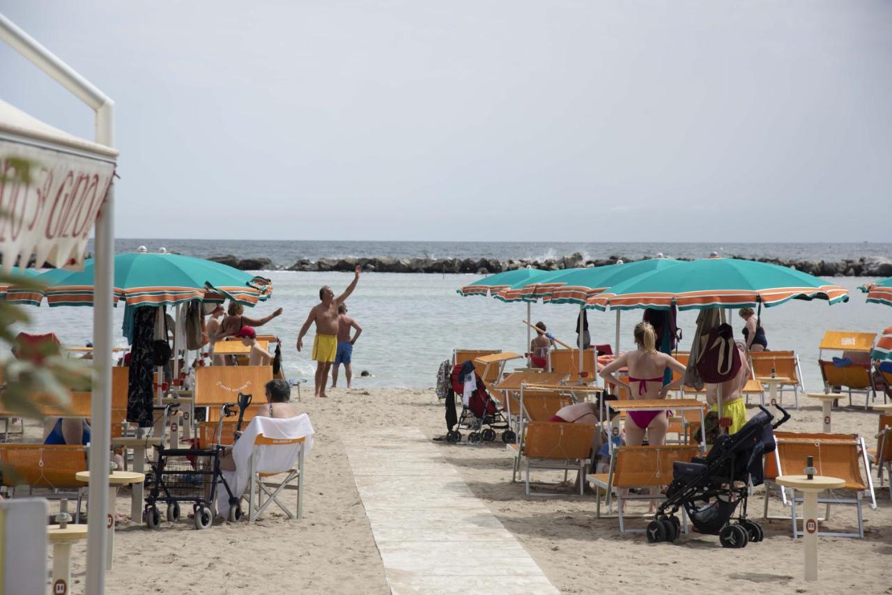 Hotel Euro Bellaria-Igea Marina Exterior photo